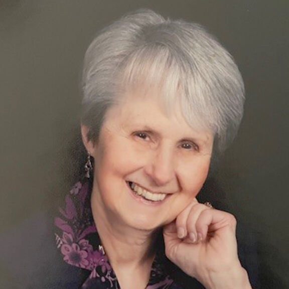 Kmetz, Kathryn
